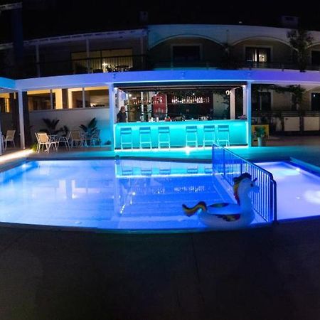 Trefon Hotel Apartments And Family Suites Platanes  Eksteriør billede