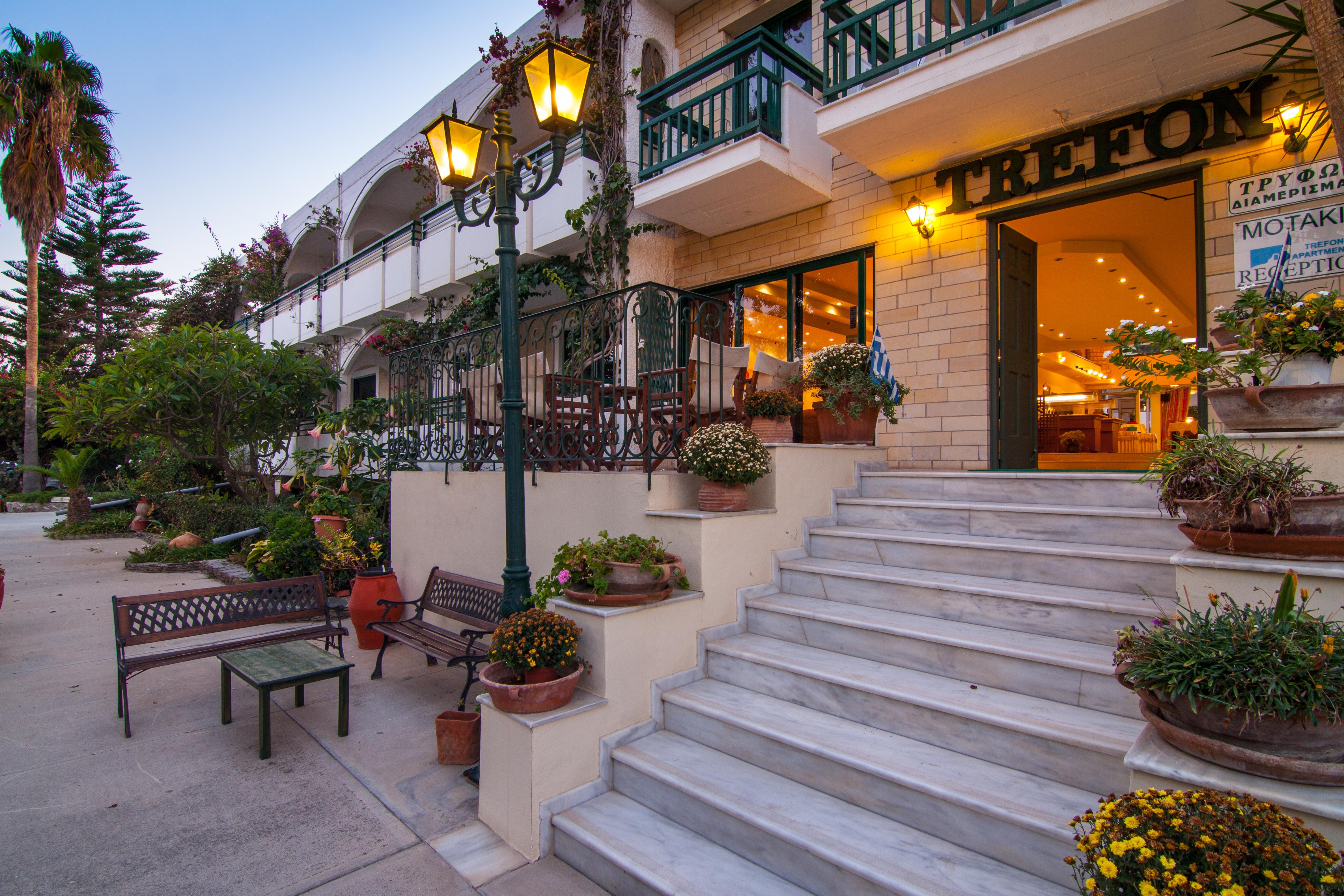 Trefon Hotel Apartments And Family Suites Platanes  Eksteriør billede