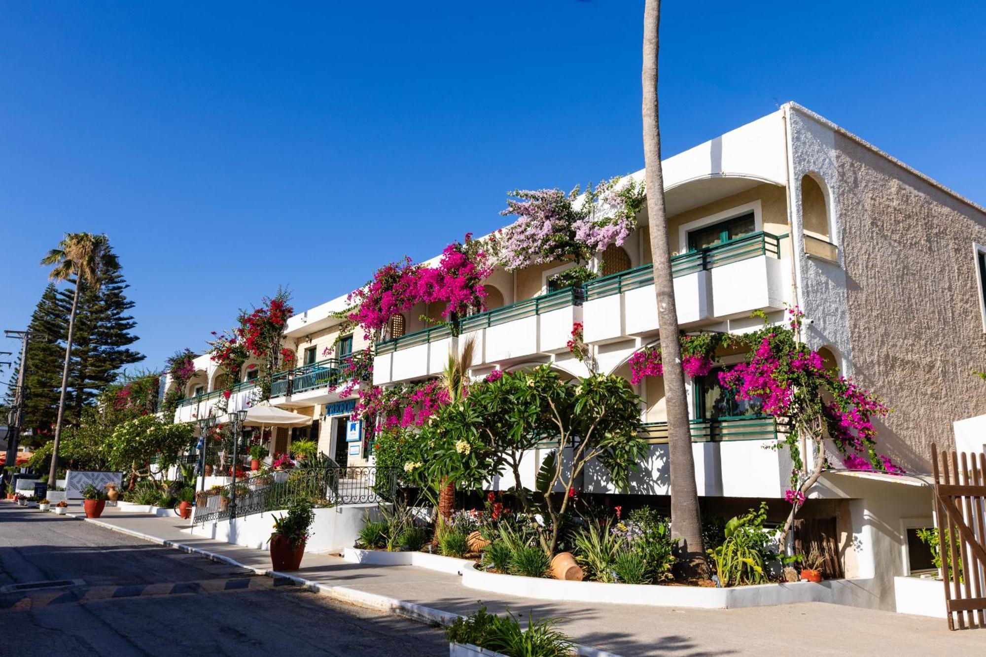 Trefon Hotel Apartments And Family Suites Platanes  Eksteriør billede