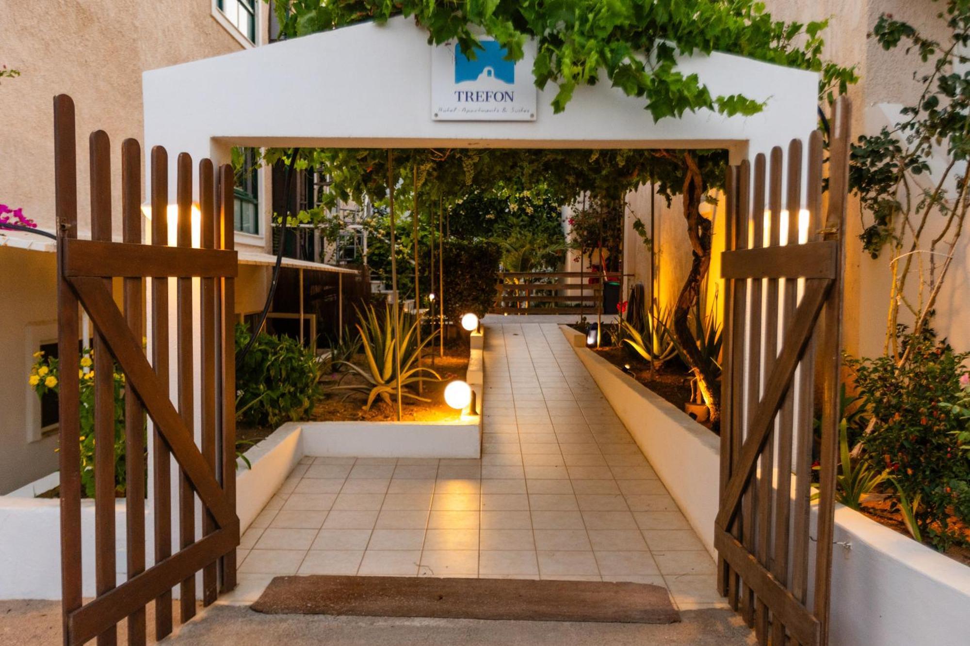 Trefon Hotel Apartments And Family Suites Platanes  Eksteriør billede