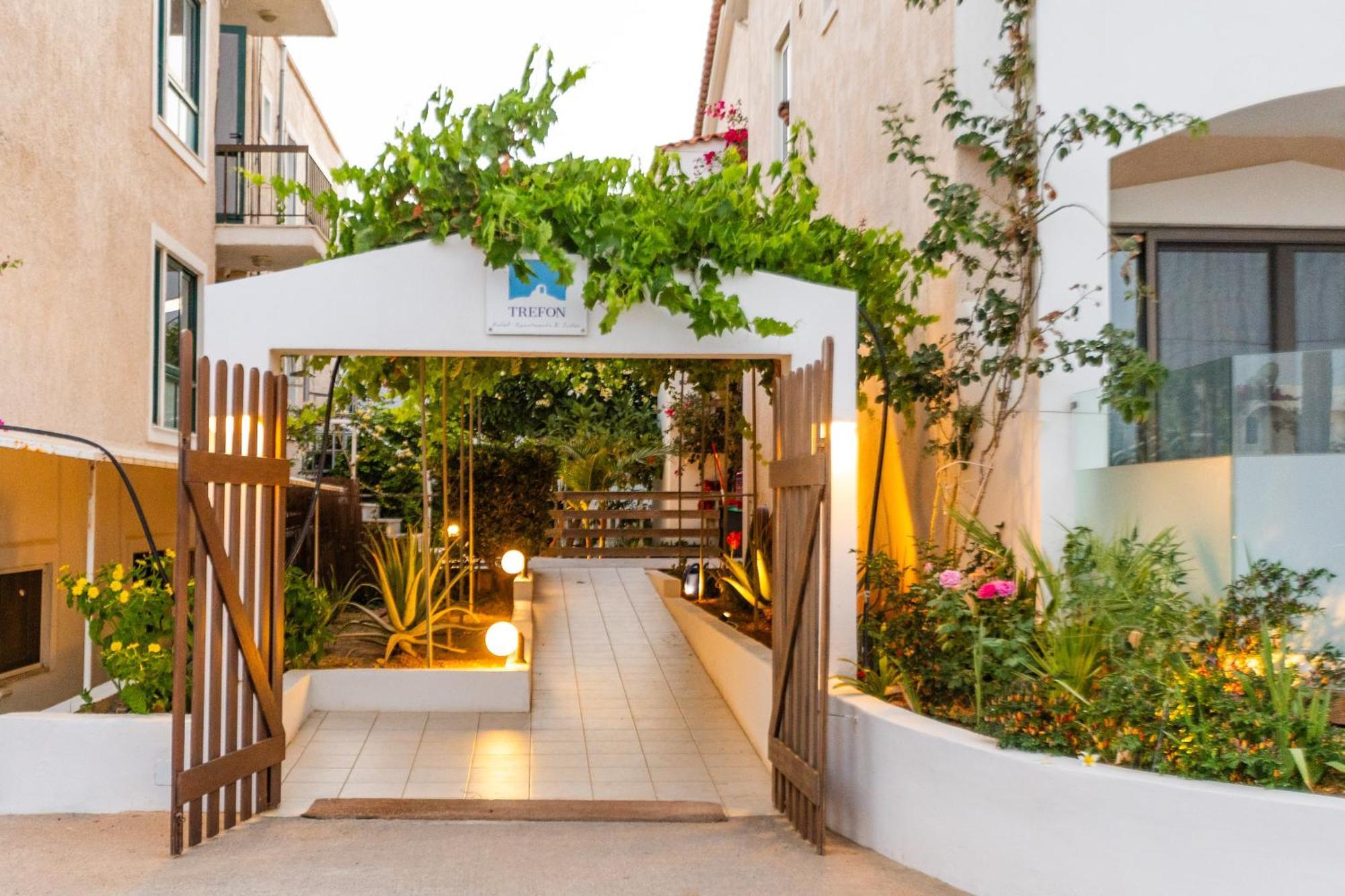 Trefon Hotel Apartments And Family Suites Platanes  Eksteriør billede