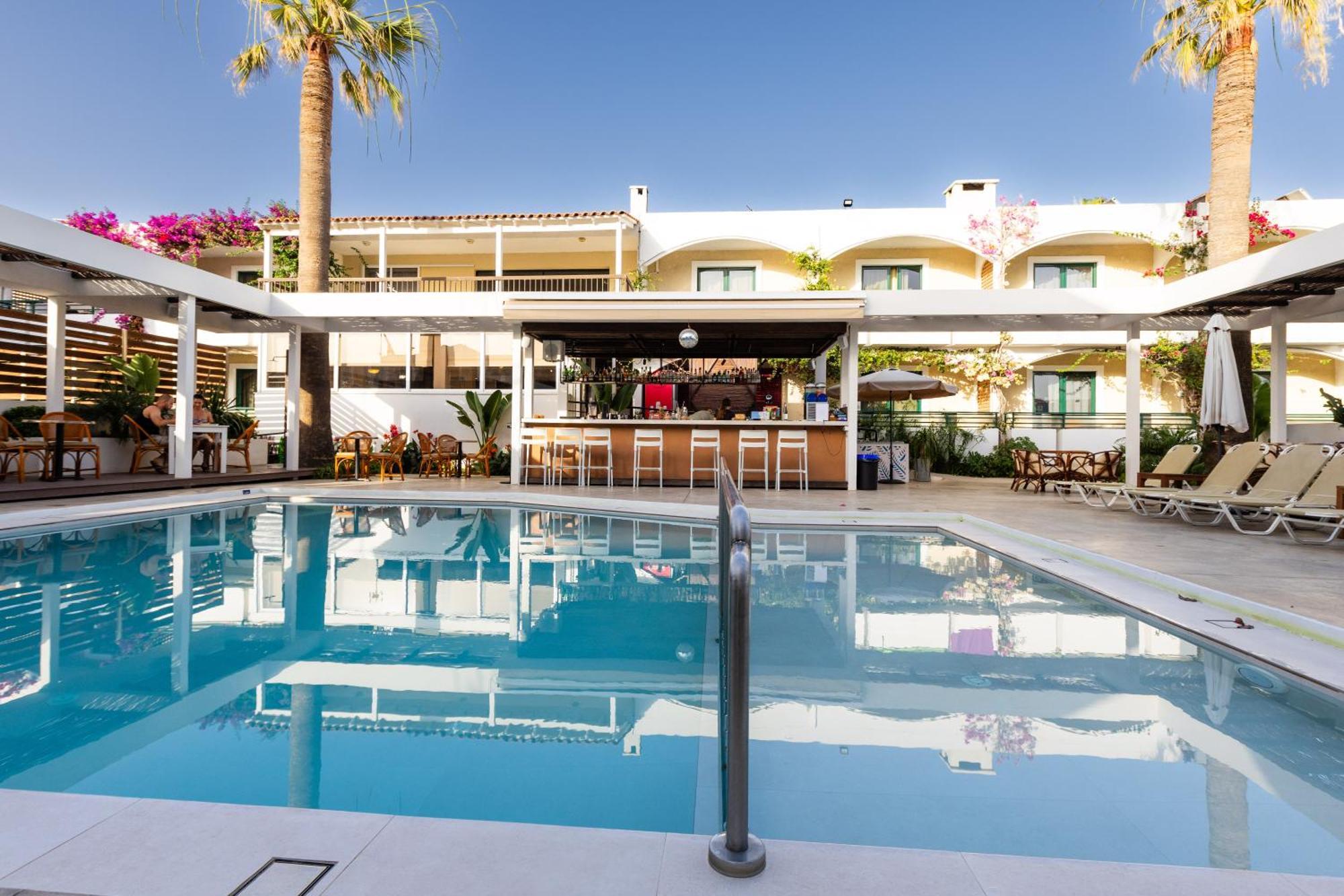 Trefon Hotel Apartments And Family Suites Platanes  Eksteriør billede